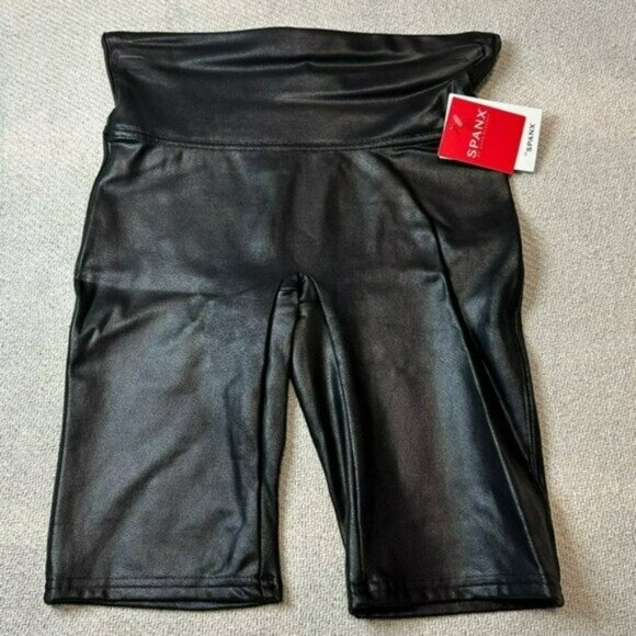 Spanx Shorts Black Size Small NWT Faux Leather Biker Sold Out - Picture 7 of 9